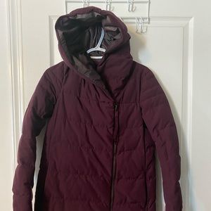 Lululemon puffy blanket jacket size 4 Vguc